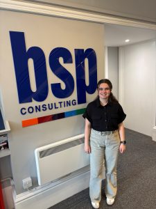 Elizabeth Hollis - Work Experience - Summer 2025